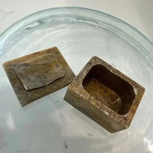 Vintage Small Marble Hand Carved Trinket Box Tiny 1” x 2” - Picture 12 of 16